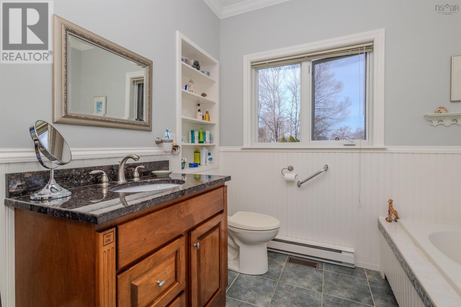 70 Tweednooge Place, East Bay, Nova Scotia  B1J 1M6 - Photo 15 - 202517739