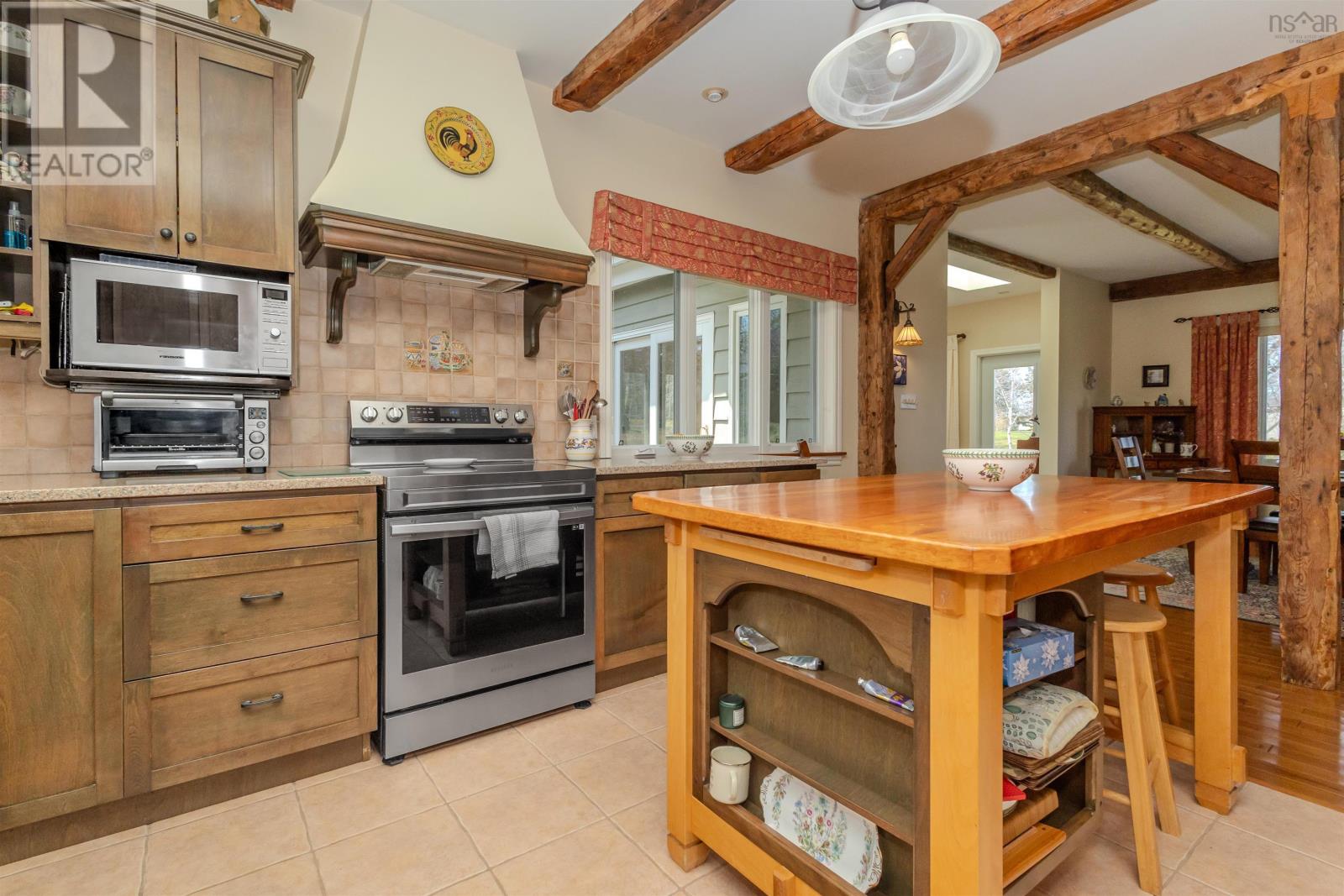 70 Tweednooge Place, East Bay, Nova Scotia  B1J 1M6 - Photo 9 - 202517739