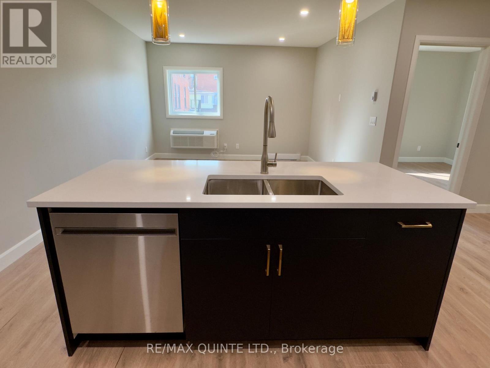 5 - 330 Victoria Street, Tweed, Ontario  K0K 3J0 - Photo 4 - X12302835