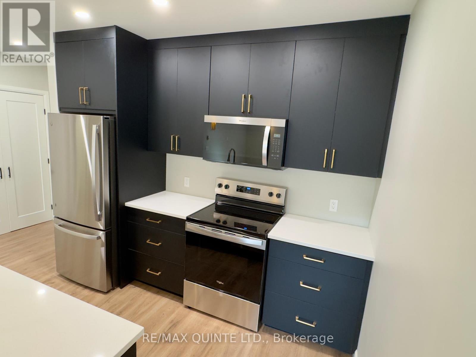 5 - 330 Victoria Street, Tweed, Ontario  K0K 3J0 - Photo 3 - X12302835