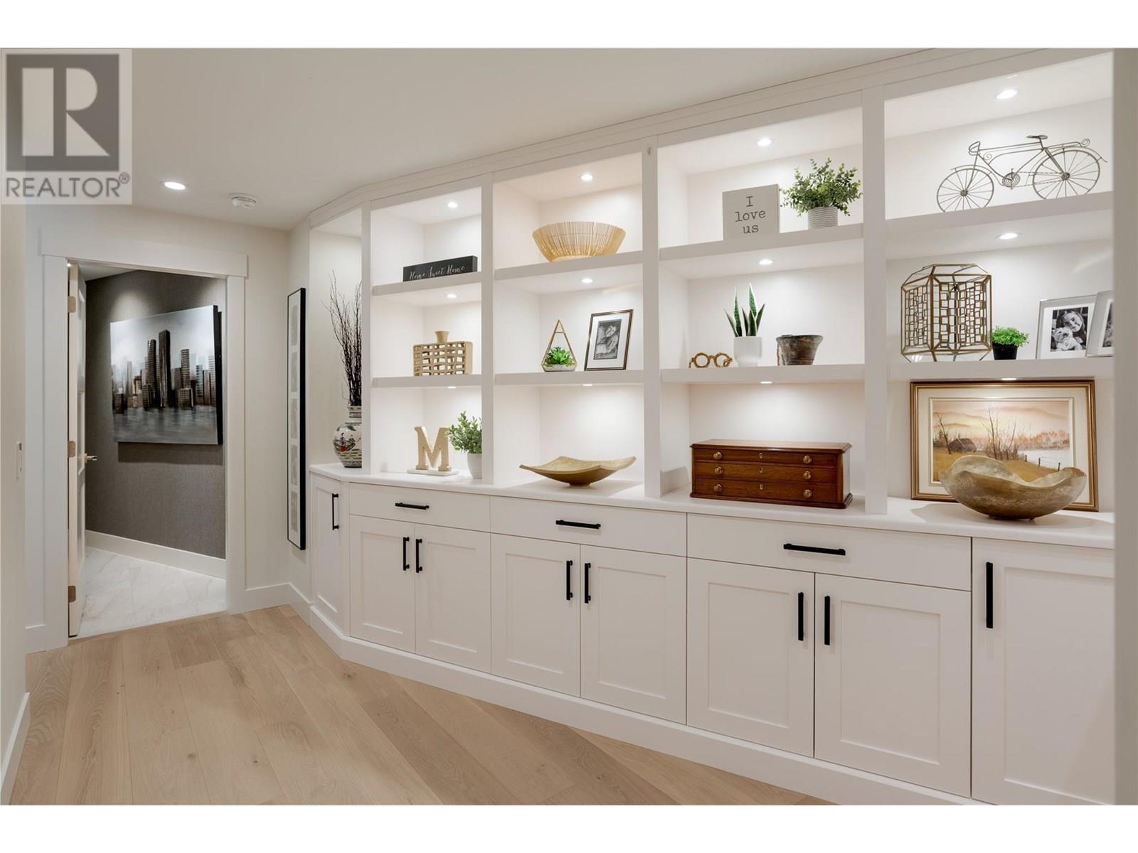 2901 Abbott Street Unit# 201 Kelowna Photo 17 2901 Abbott Street Unit# 201 Kelowna Photo 17