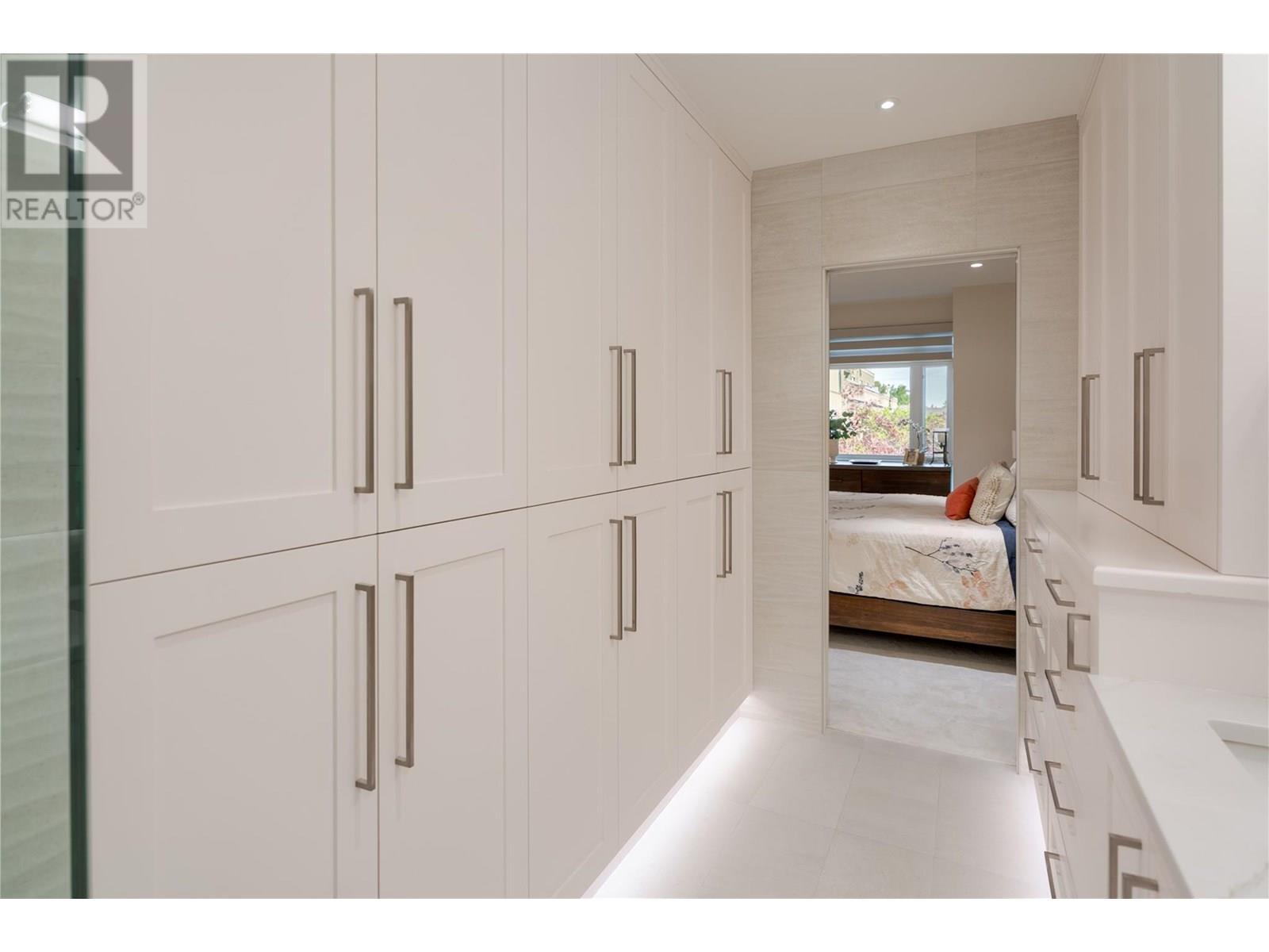 2901 Abbott Street Unit# 201 Kelowna Photo 21 2901 Abbott Street Unit# 201 Kelowna Photo 21