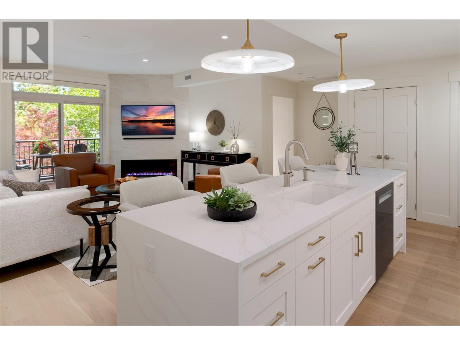 2901 Abbott Street Unit# 201 Kelowna Photo 9 2901 Abbott Street Unit# 201 Kelowna Photo 9