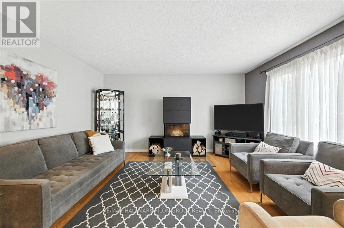3351 Chilliwack Way, Ottawa, Ontario  K1T 1P4 - Photo 10 - X12305308