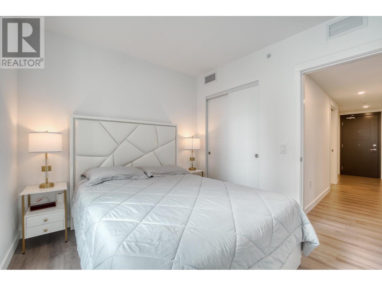 909 823 Carnarvon Street, New Westminster, British Columbia  V3M 0N5 - Photo 2 - R3030390