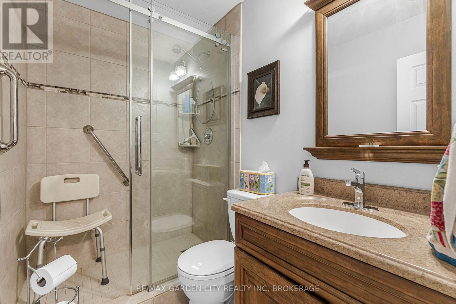 301 - 485 Thorold Road, Welland, Ontario  L3C 3X1 - Photo 24 - X12305306