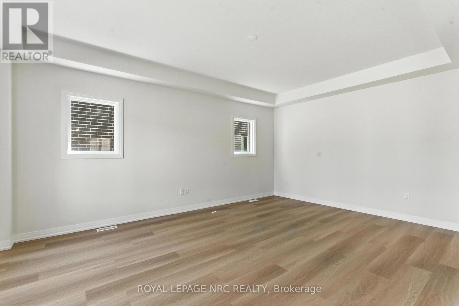 1022 Kraft Road N, Fort Erie, Ontario  L2A 4M4 - Photo 10 - X12305333