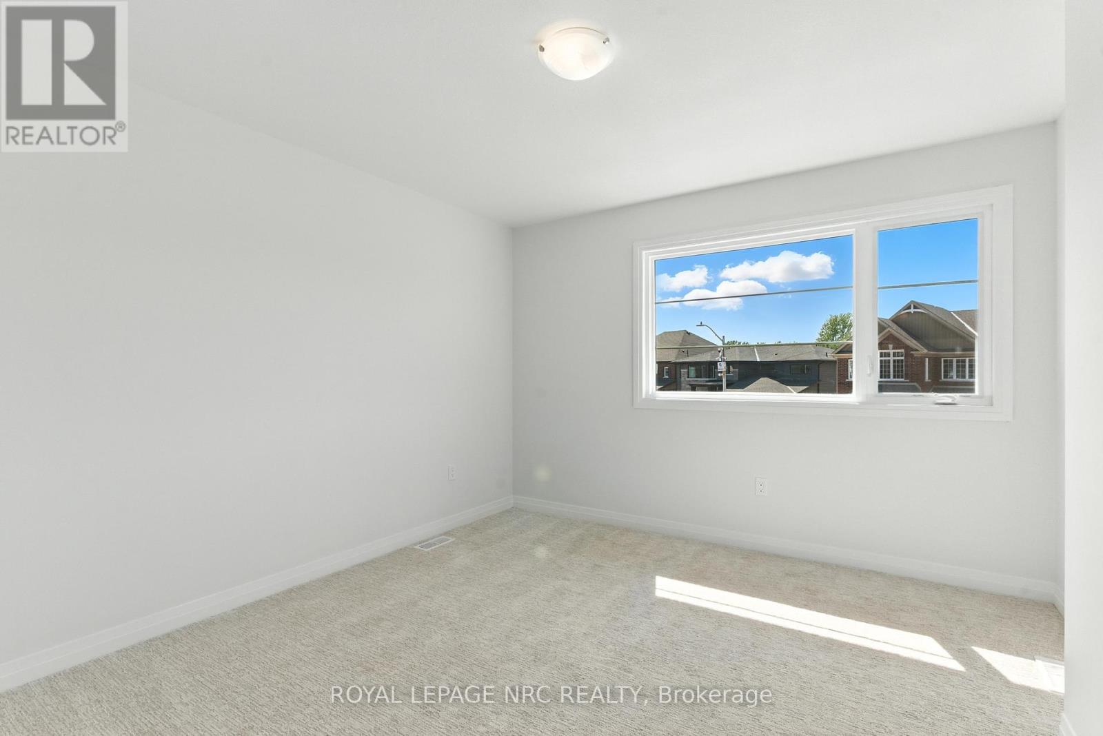 1022 Kraft Road N, Fort Erie, Ontario  L2A 4M4 - Photo 18 - X12305333