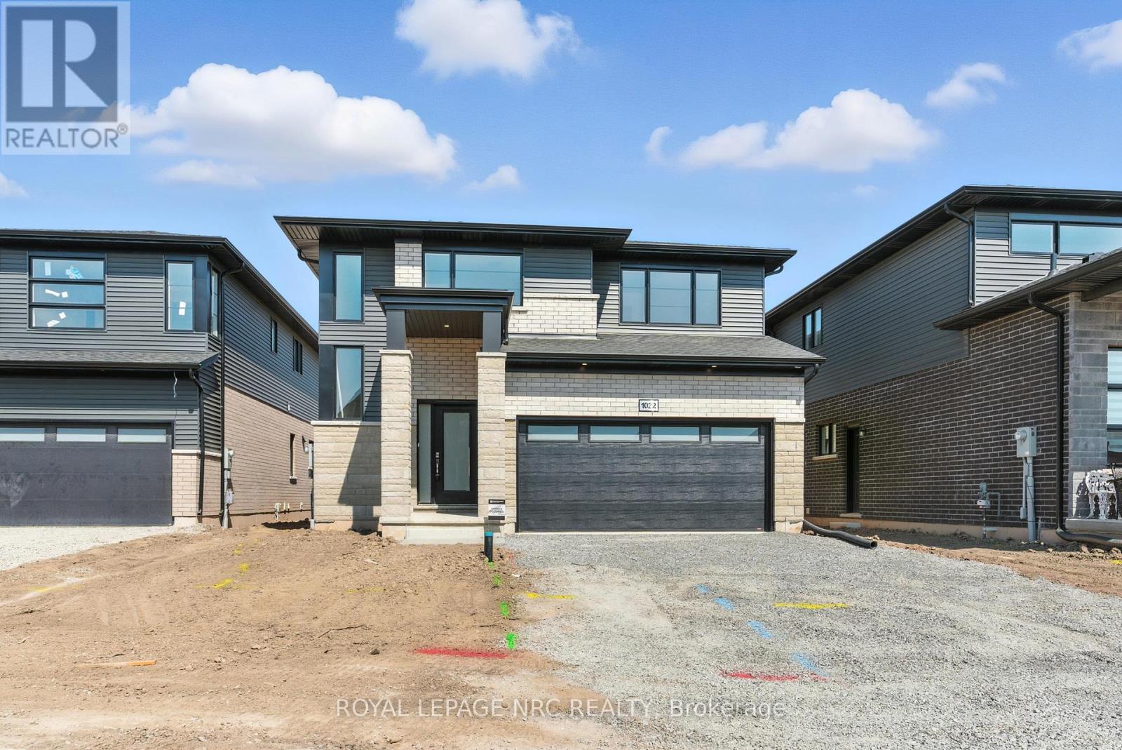 1022 Kraft Road N, Fort Erie, Ontario  L2A 4M4 - Photo 3 - X12305333