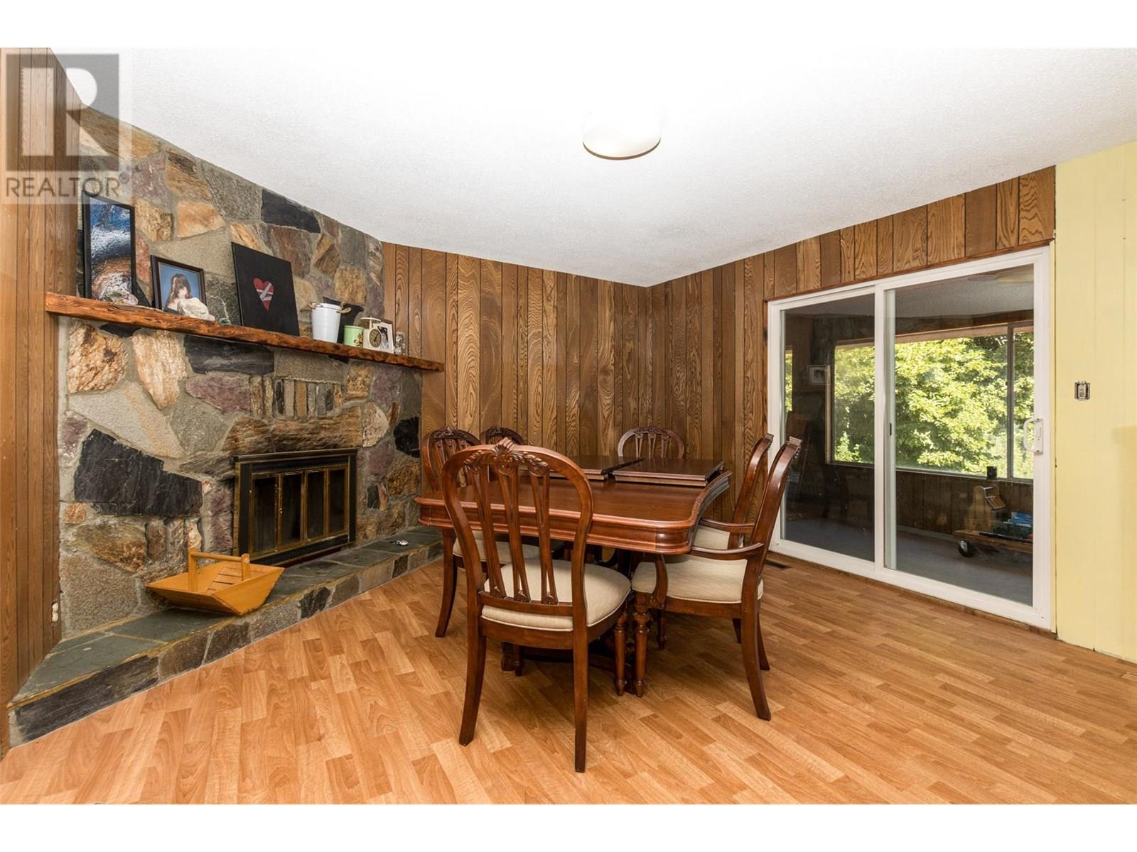 Property at 4900 45 Street image 2