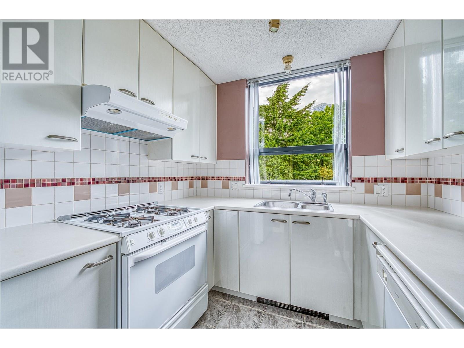 206 4505 Hazel Street, Burnaby, British Columbia  V5H 4T1 - Photo 9 - R3016287