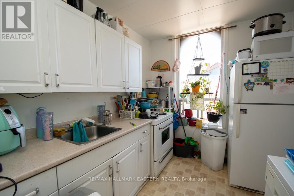 197 Hunter Street W, Peterborough, Ontario  K9H 2L1 - Photo 24 - X12304462