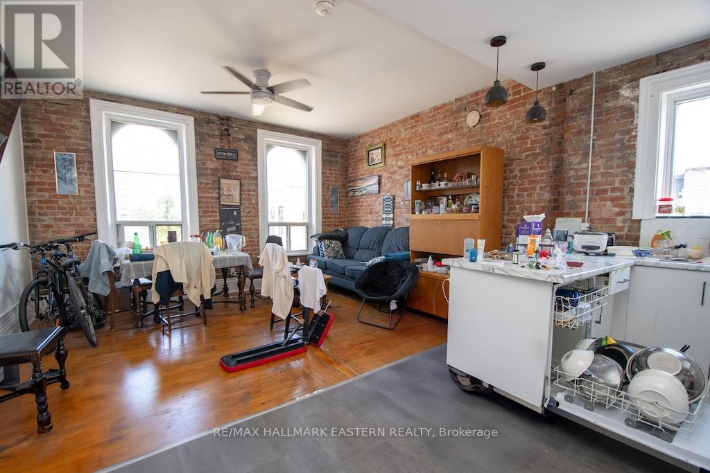 197 Hunter Street W, Peterborough, Ontario  K9H 2L1 - Photo 36 - X12304462