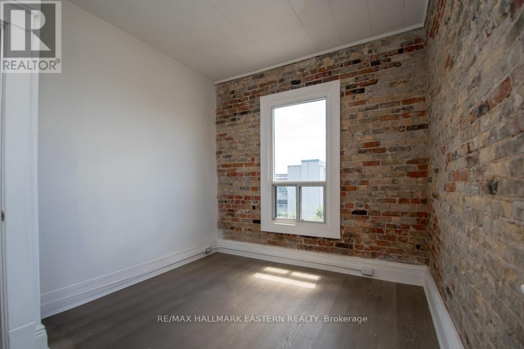 197 Hunter Street W, Peterborough, Ontario  K9H 2L1 - Photo 33 - X12304462