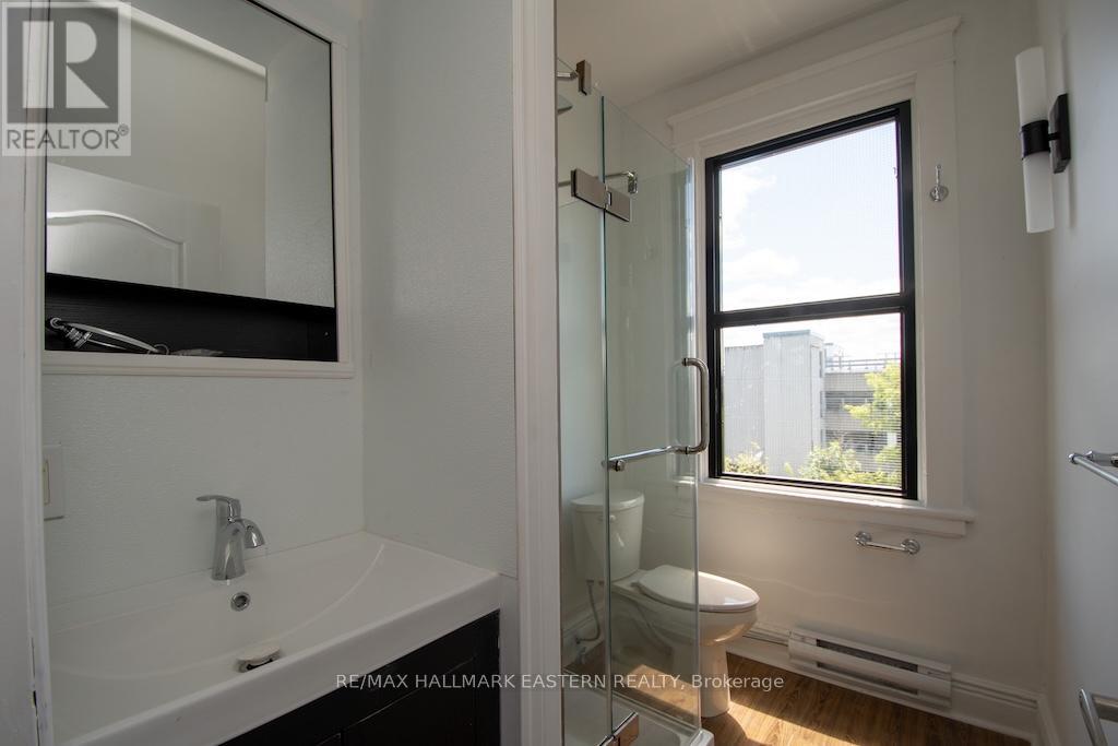 197 Hunter Street W, Peterborough, Ontario  K9H 2L1 - Photo 35 - X12304462