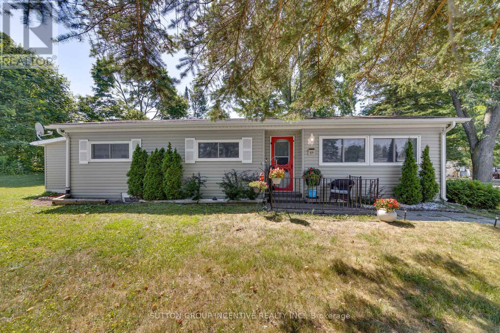 Property at 17 WEEPING WILLOW DRIVE image 1