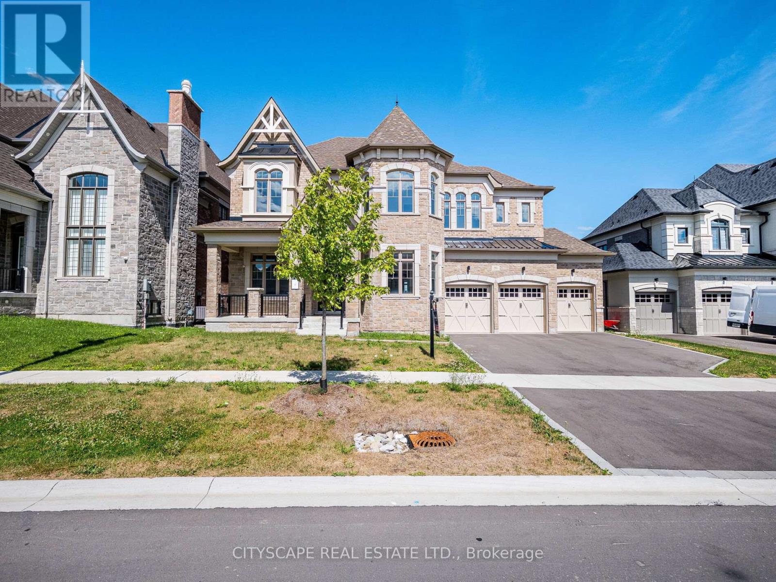 Property at 51 ENCLAVE COURT image 2