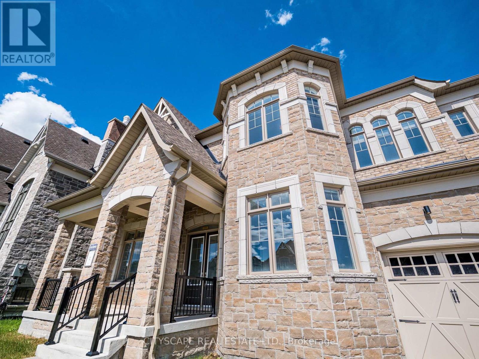 Property at 51 ENCLAVE COURT image 3
