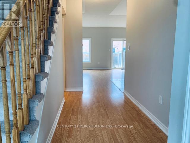 57 Luisa Street, Bradford West Gwillimbury, Ontario  L3Z 0P1 - Photo 4 - N12305211