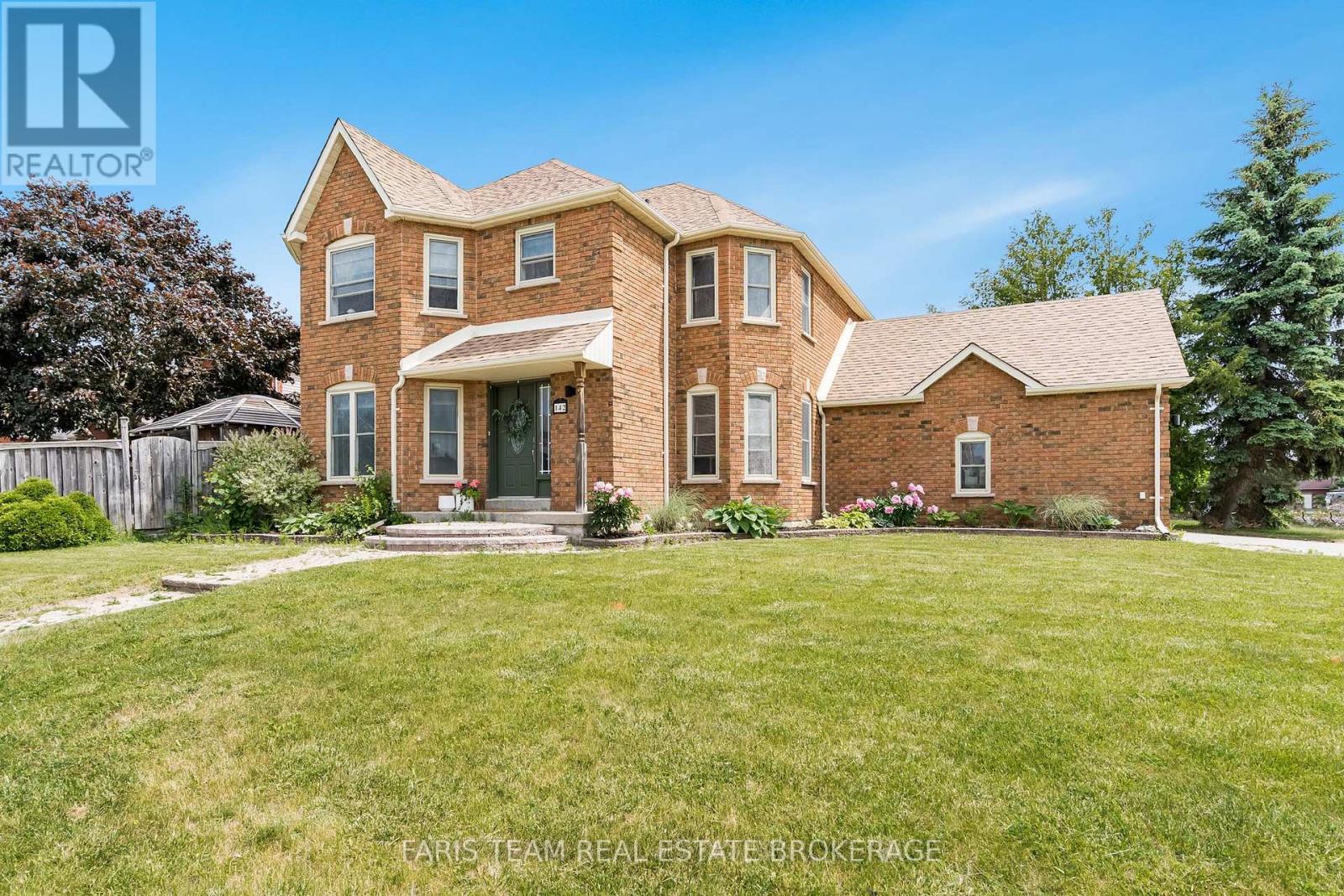 142 LIVINGSTONE STREET W, Barrie, Ontario