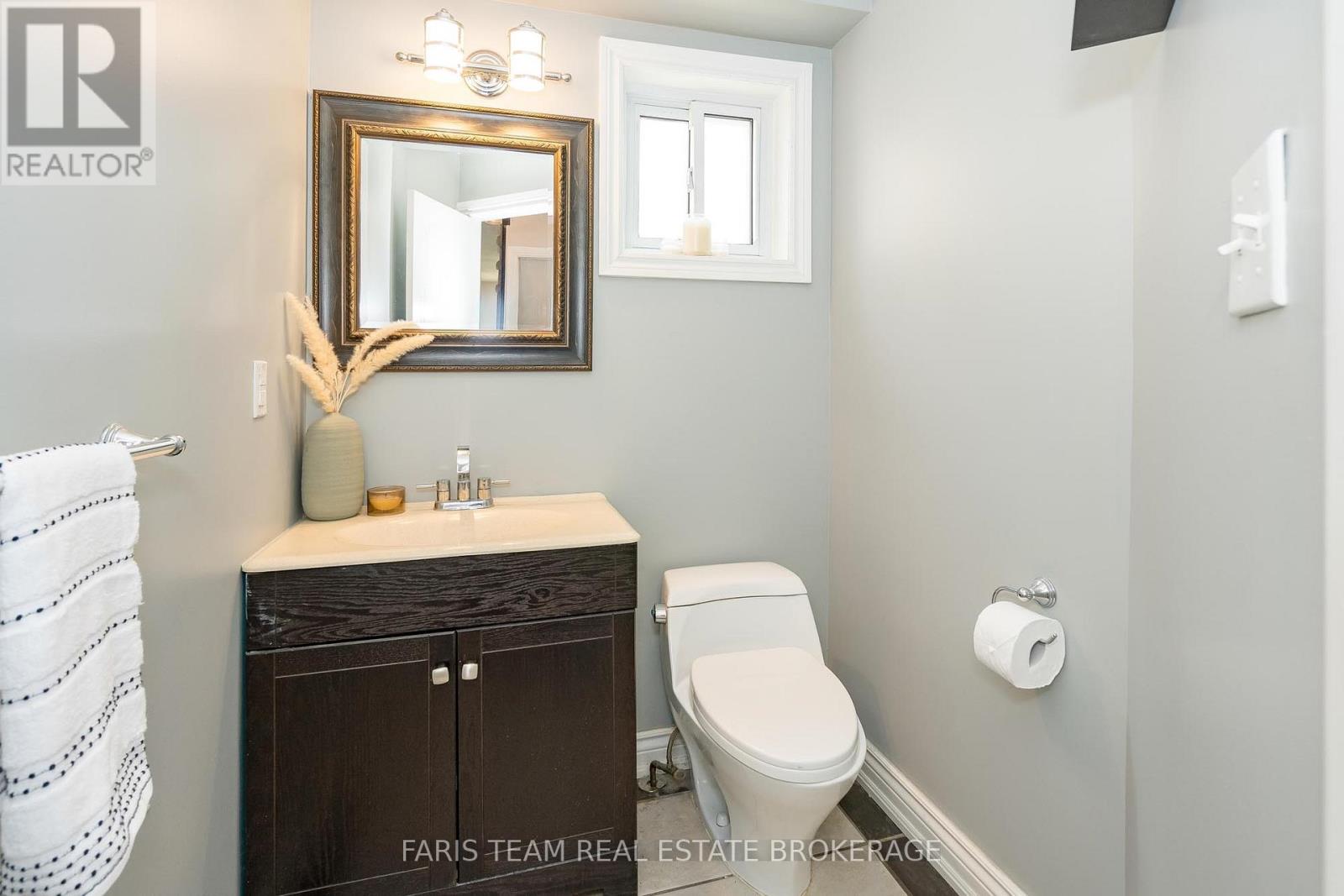 142 Livingstone Street W, Barrie, Ontario  L4N 7J5 - Photo 17 - S12305184