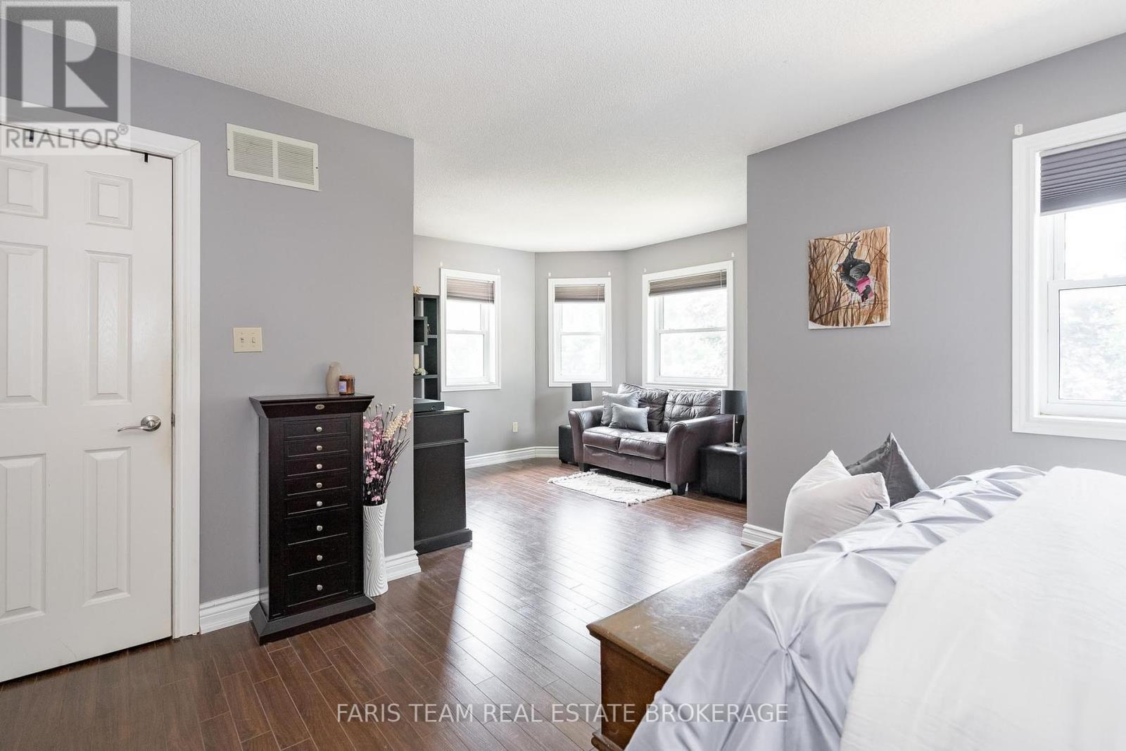 142 Livingstone Street W, Barrie, Ontario  L4N 7J5 - Photo 20 - S12305184