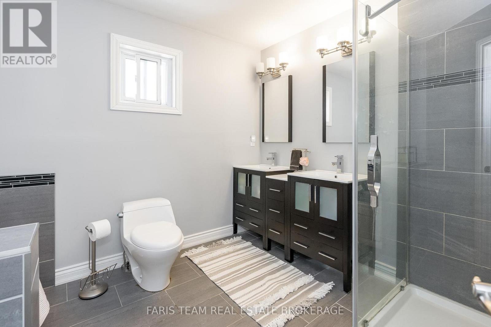 142 Livingstone Street W, Barrie, Ontario  L4N 7J5 - Photo 21 - S12305184