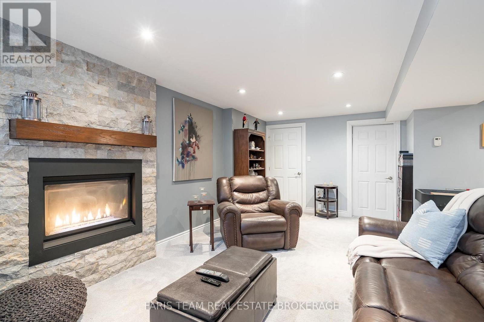 142 Livingstone Street W, Barrie, Ontario  L4N 7J5 - Photo 30 - S12305184