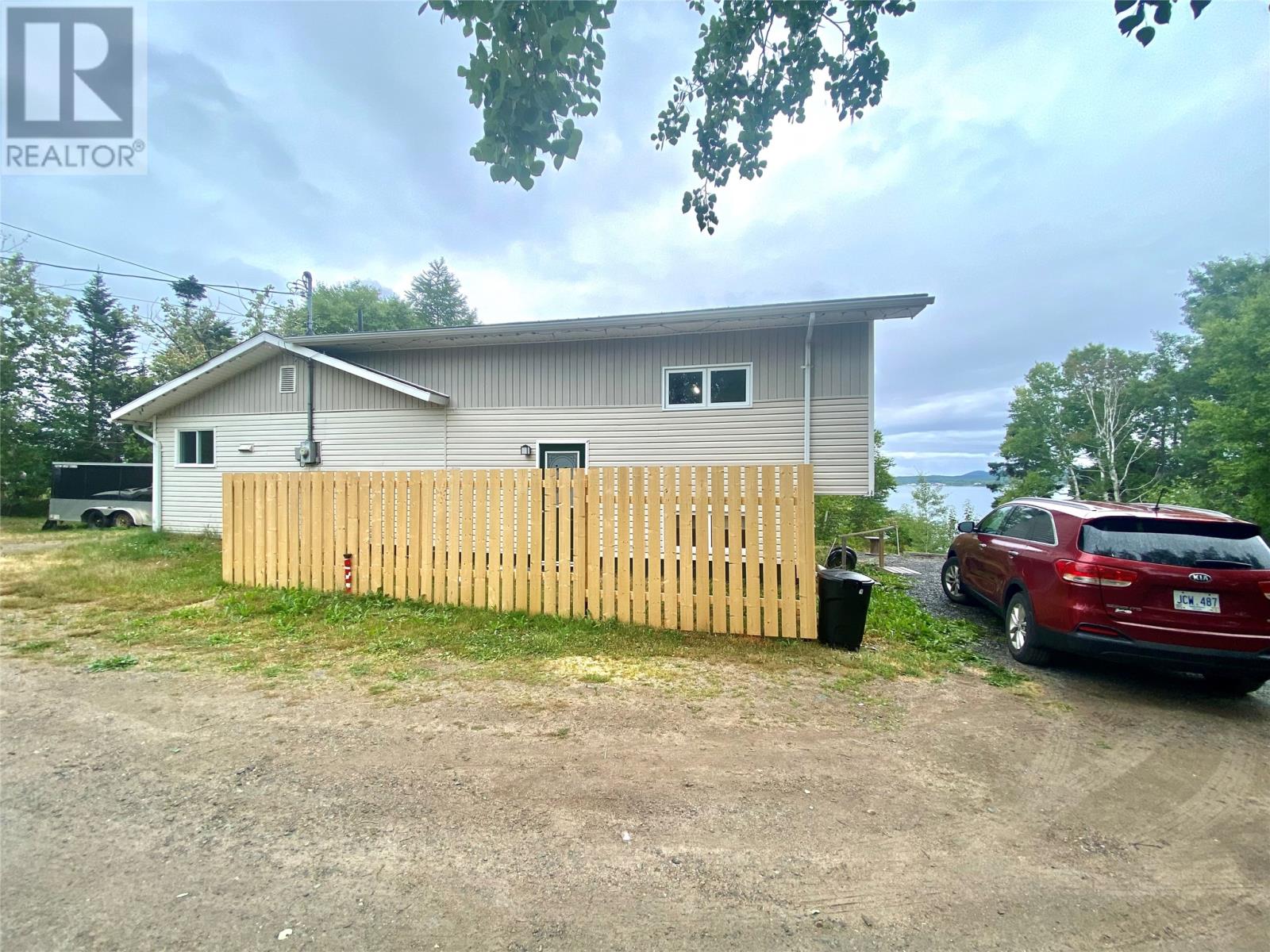 86 Main Street N, Glovertown, Newfoundland & Labrador  A0G 2L0 - Photo 2 - 1288301