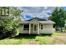 86 Main Street N, Glovertown, Newfoundland & Labrador