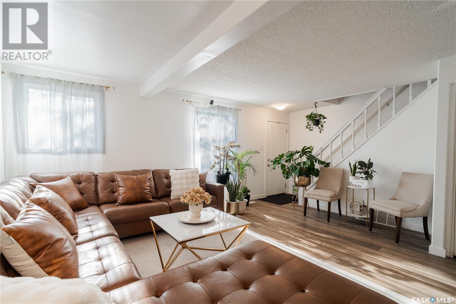 Property at 1619 Lorne AVENUE image 2
