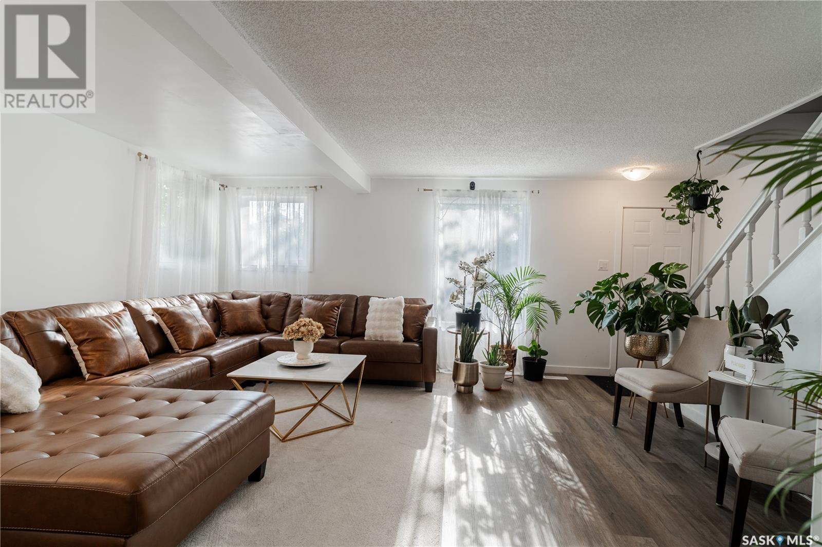 Property at 1619 Lorne AVENUE image 4