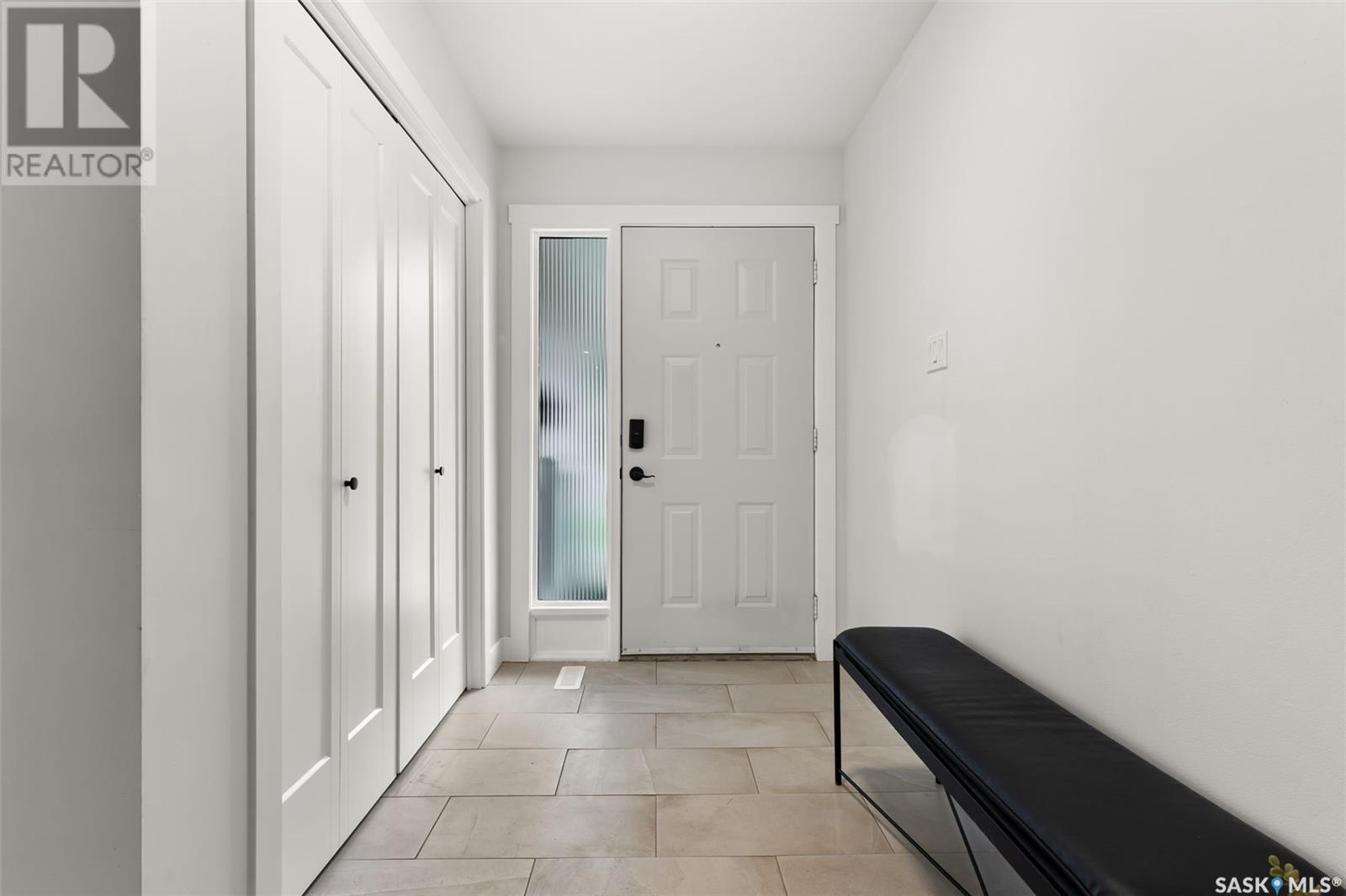 Property at 42 Powell PLACE image 2