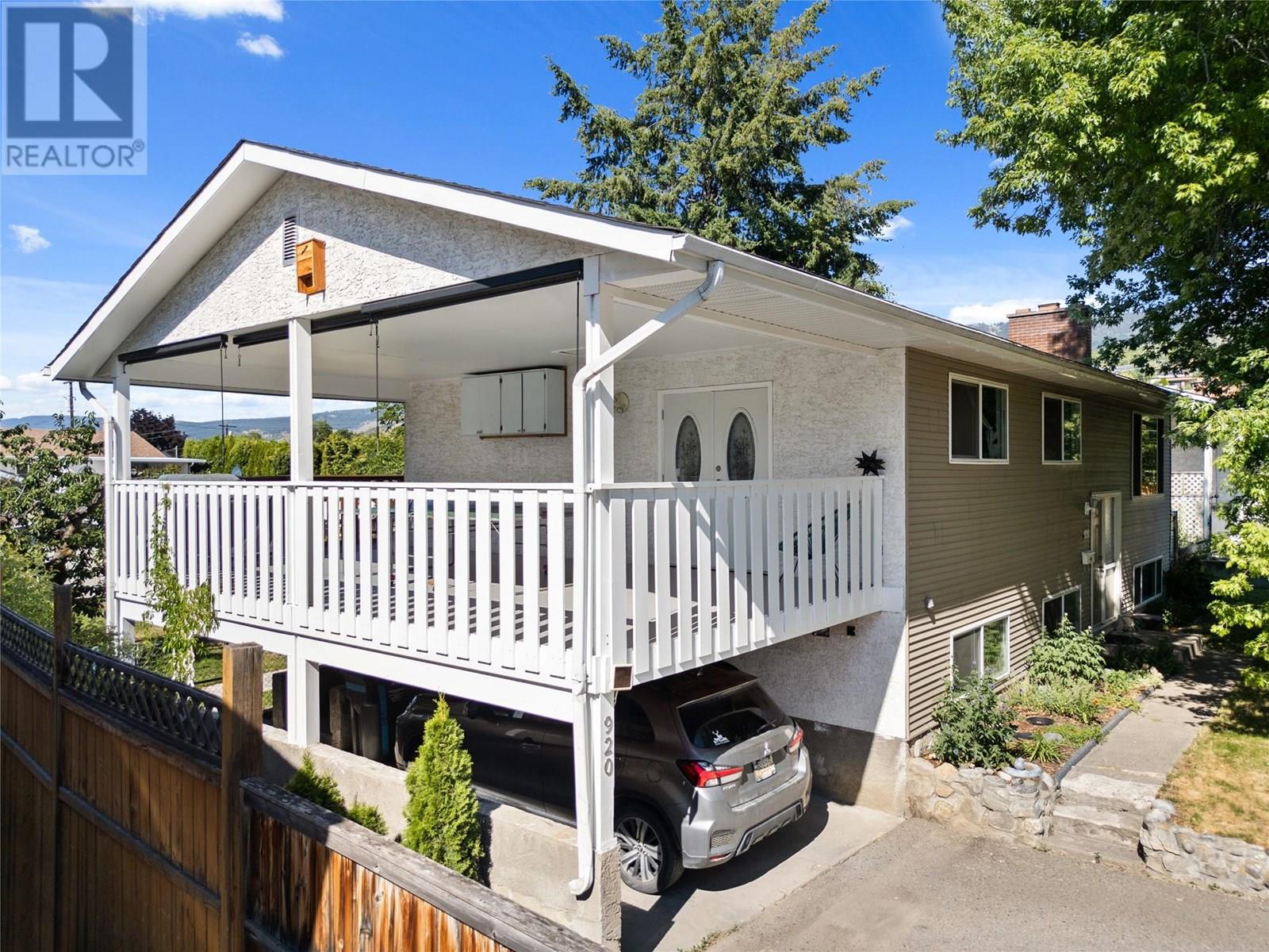 Property at 920 Belgo Road image 1