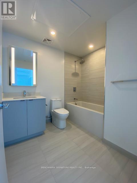 1221 - 285 Dufferin Street, Toronto, Ontario  M6K 0J2 - Photo 6 - W12305193