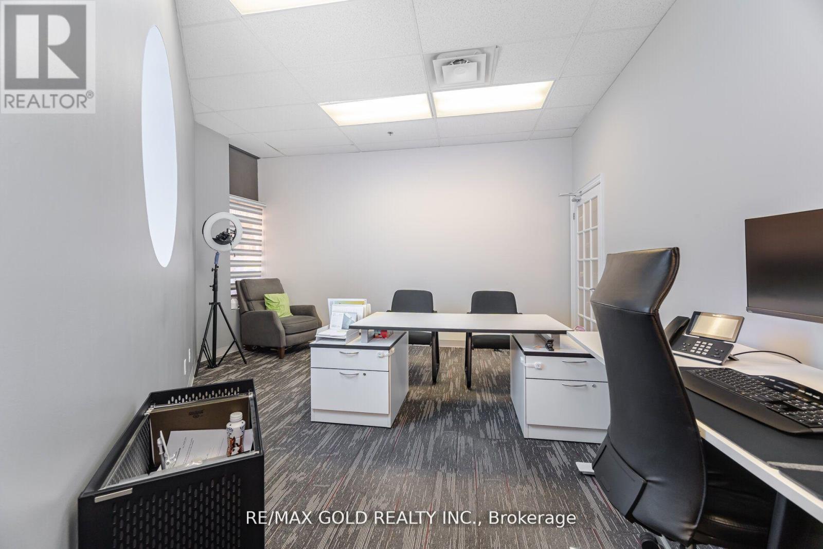 #26 - 2074 Steeles Avenue, Brampton, Ontario  L6T 5A5 - Photo 15 - W12305232