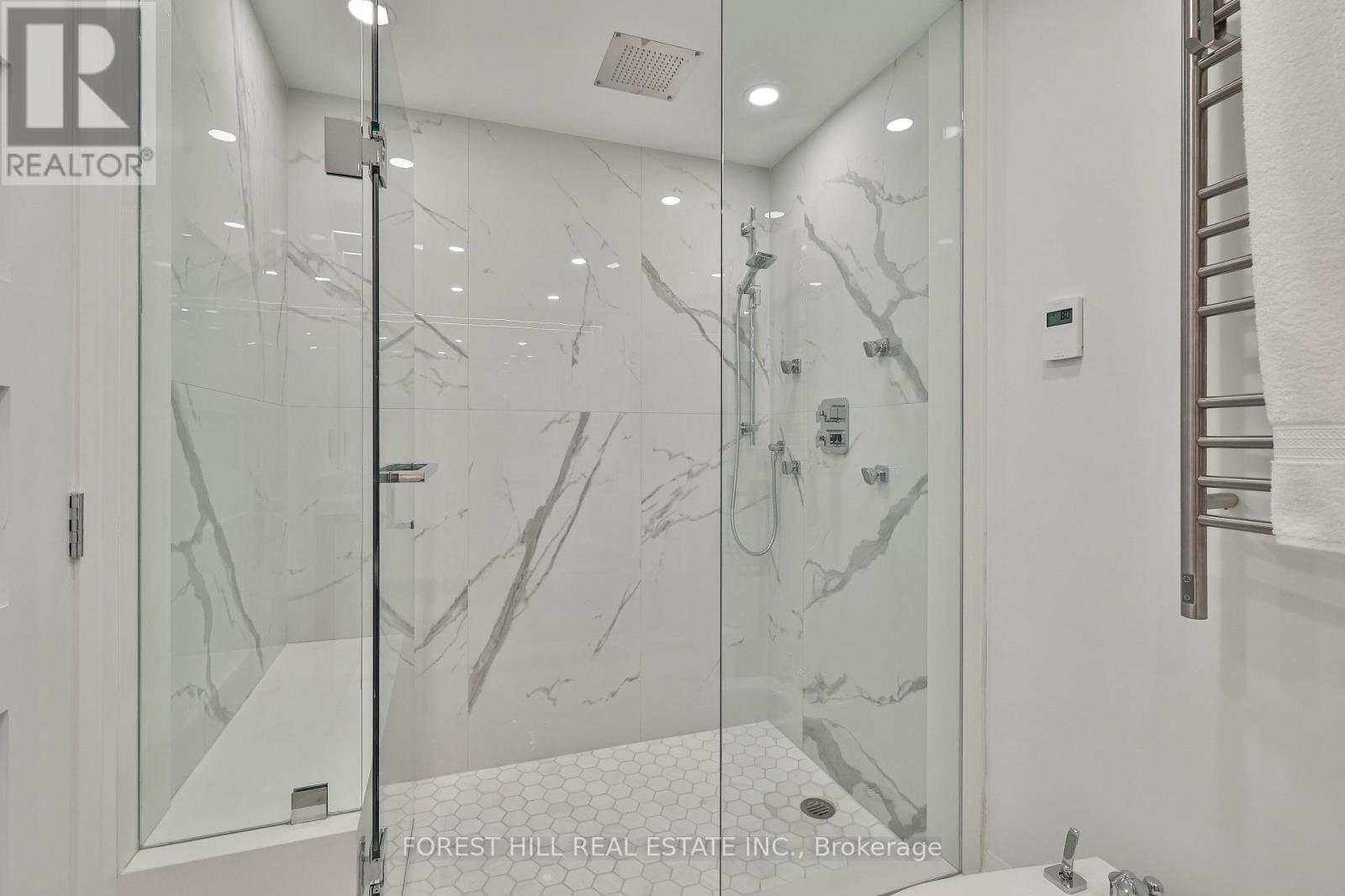 808 - 447 Walmer Road, Toronto, Ontario  M5P 2X9 - Photo 21 - C12305259
