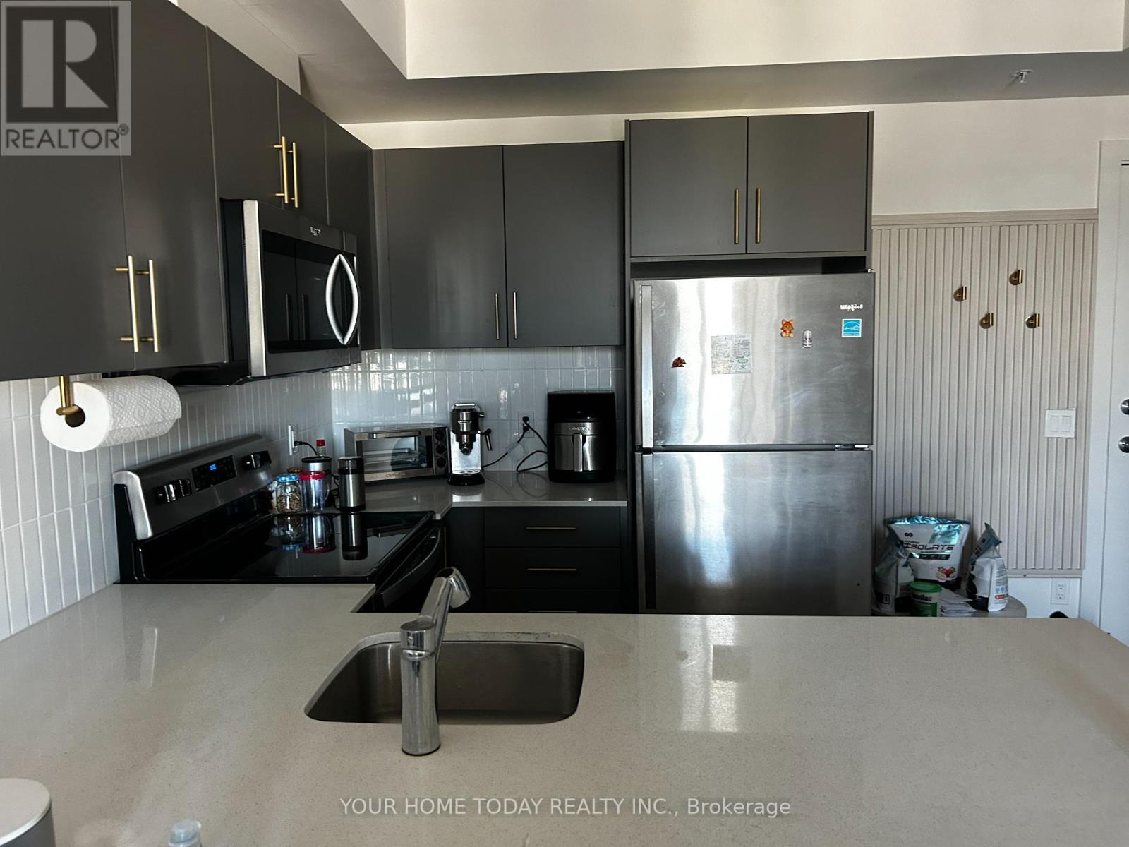 503 - 103 Roger Street, Waterloo, Ontario  N2J 0G2 - Photo 8 - X12305203