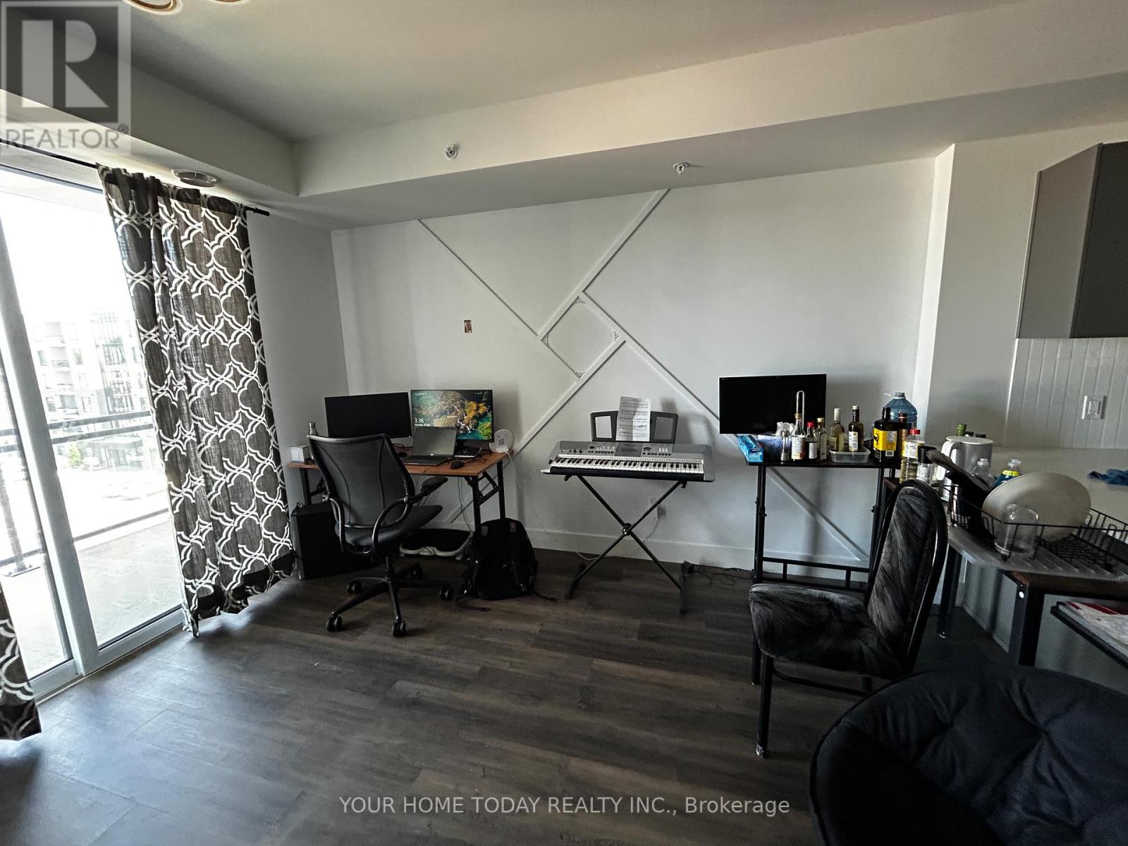 503 - 103 Roger Street, Waterloo, Ontario  N2J 0G2 - Photo 9 - X12305203