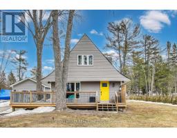 1002 CHIPPAWA AVENUE, Gravenhurst, Ontario