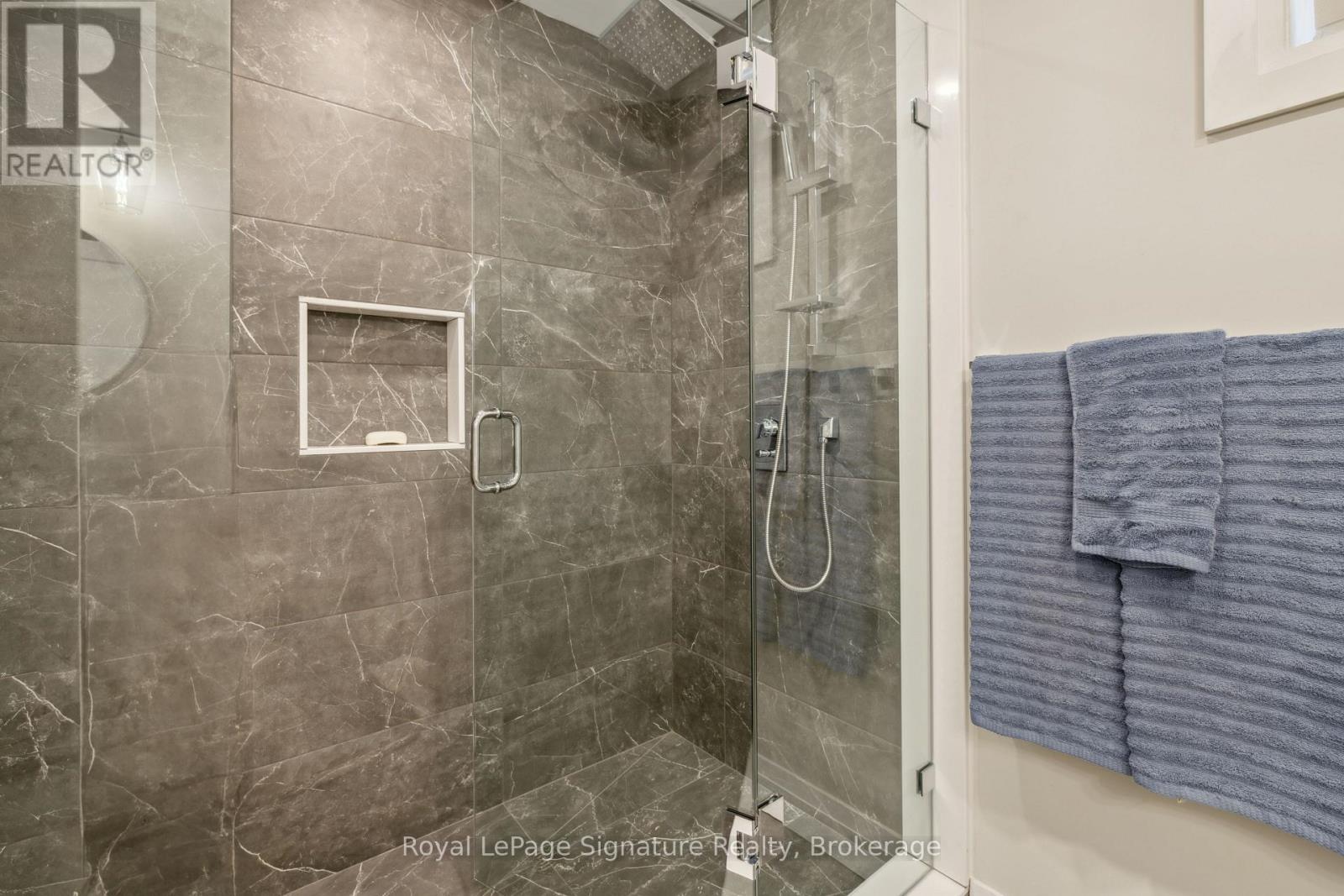 115 Rankin's Crescent, Blue Mountains, Ontario  N0H 2P0 - Photo 35 - X12128512