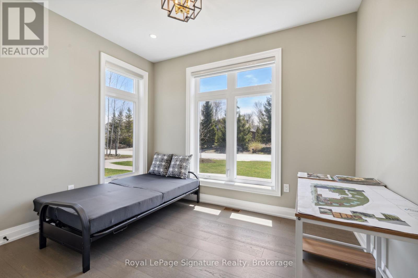 115 Rankin's Crescent, Blue Mountains, Ontario  N0H 2P0 - Photo 19 - X12128512