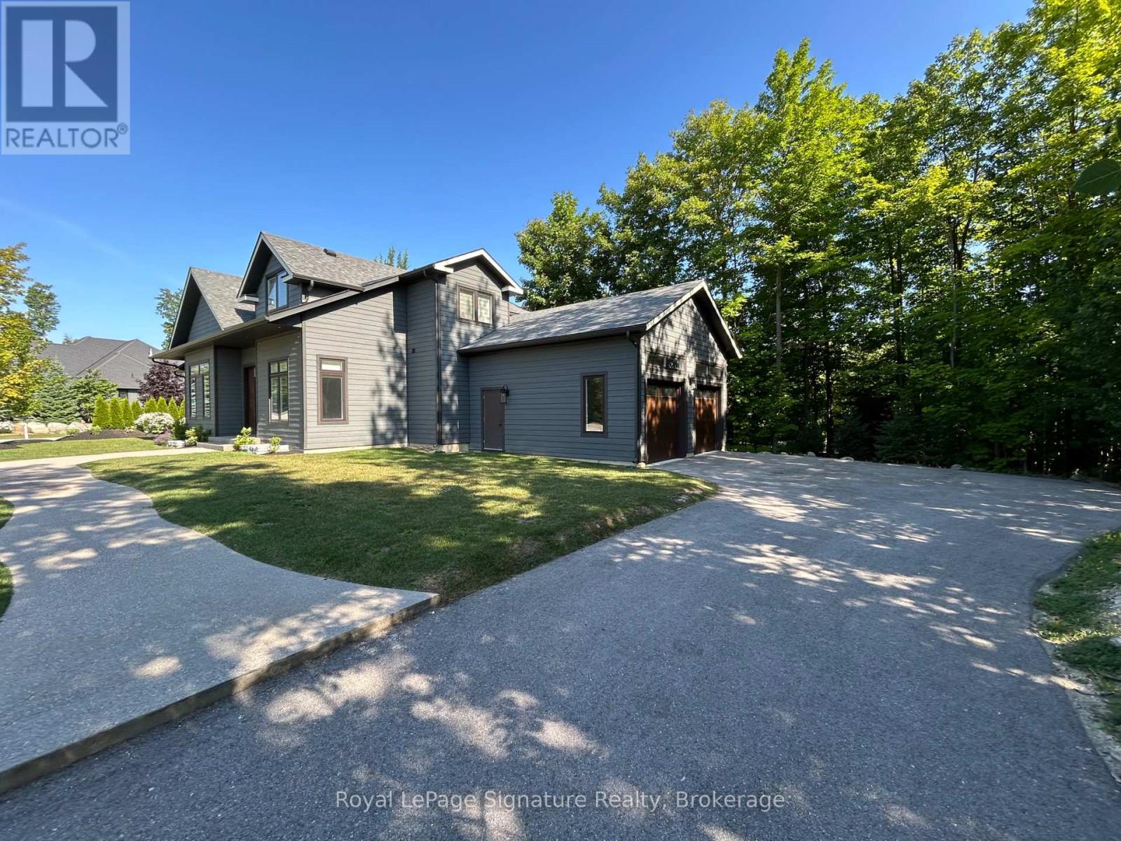 115 Rankin's Crescent, Blue Mountains, Ontario  N0H 2P0 - Photo 3 - X12128512
