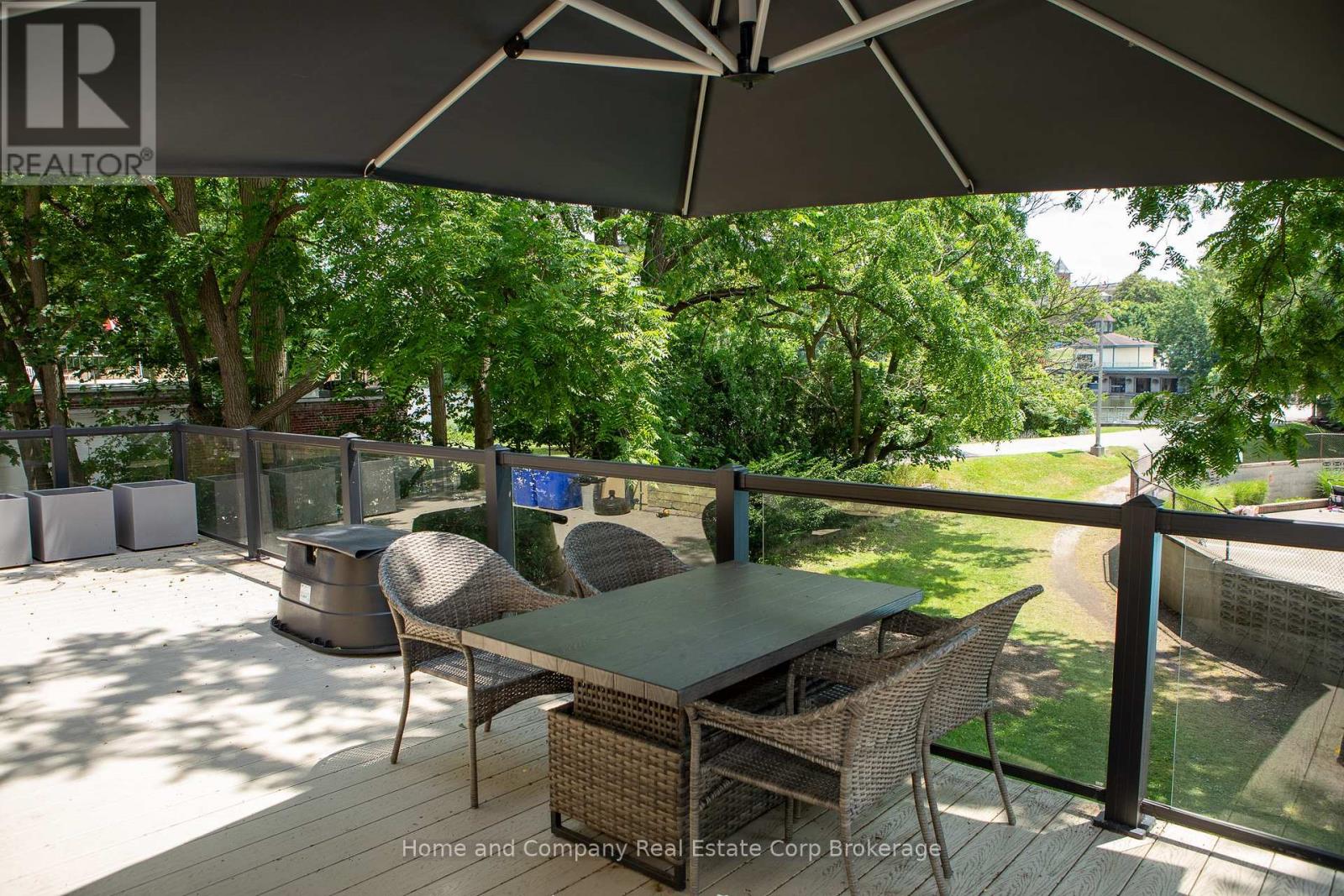 Upper - 25 William Street, Stratford, Ontario  N5A 4X9 - Photo 29 - X12304601