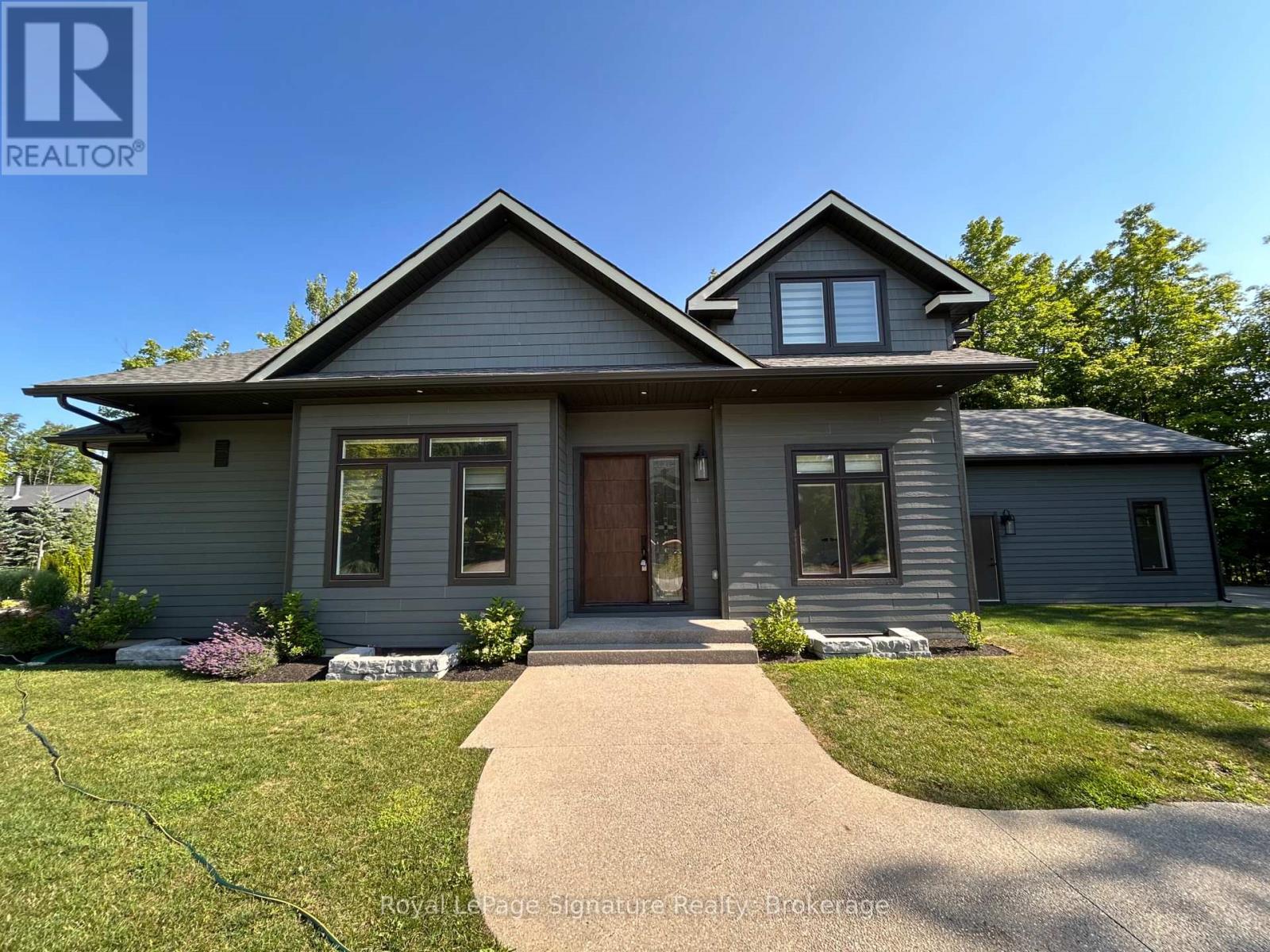 115 Rankin's Crescent, Blue Mountains, Ontario  N0H 2P0 - Photo 5 - X12128512
