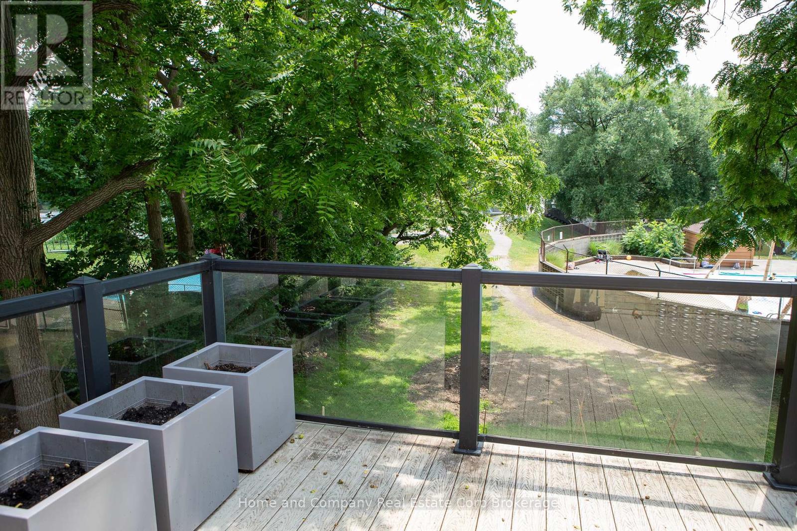 Upper - 25 William Street, Stratford, Ontario  N5A 4X9 - Photo 31 - X12304601