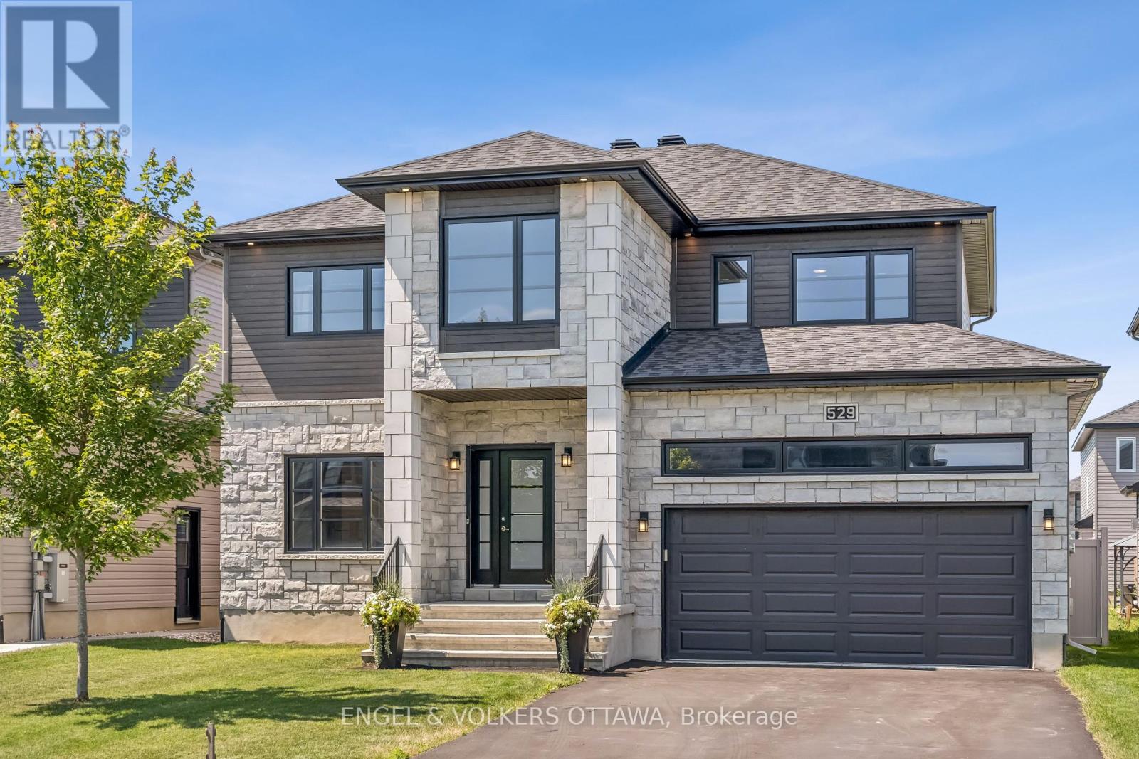 Property at 529 LUCENT STREET image 1