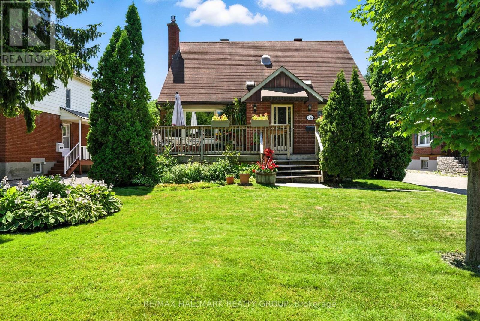 Property at 487 WOLFFDALE CRESCENT image 1