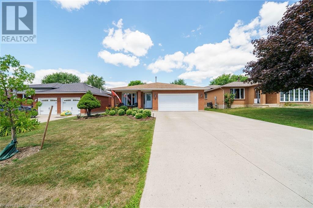 Property at 25 COUNTRY CLUB Road image 2