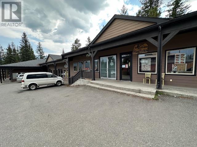 2200 Balmer Drive, Elkford, British Columbia  V0B 1H0 - Photo 3 - 10357195